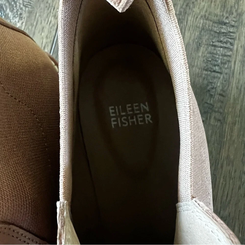 NWOB Eileen Fisher Ladd Wedge Bootie Platform   Bubuck Brown Beige Size 8.5